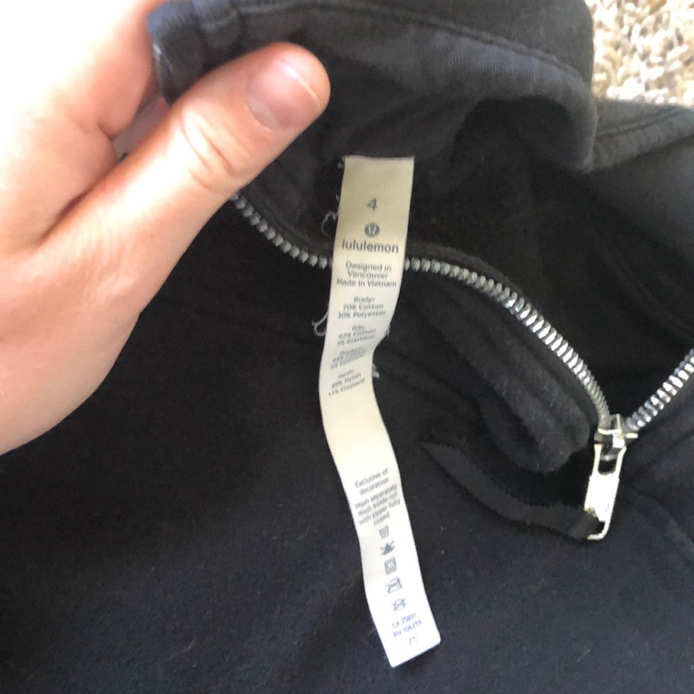 Lululemon sweatshirt - Picture 8 of 8